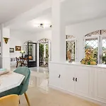 Villa Sophora - 5 Minutes From Puerto Banus Marbella