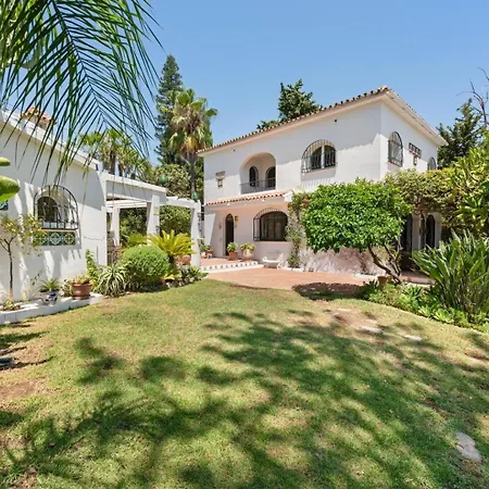 Villa Sophora - 5 Minutes From Puerto Banus Marbella