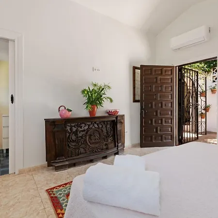 Sophora - 5 Minutes From Puerto Banus Villa